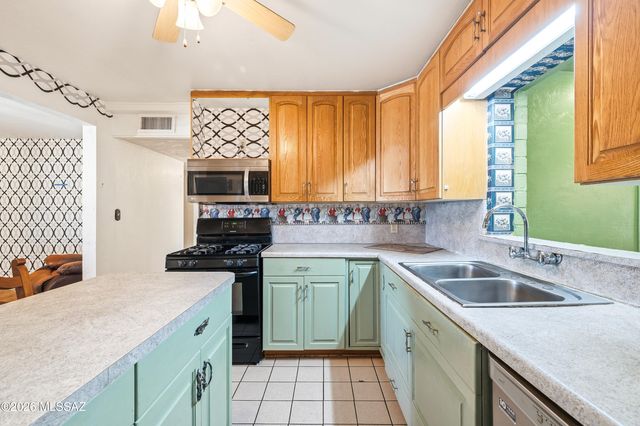 2222 E 21st Street, Tucson, AZ 85719