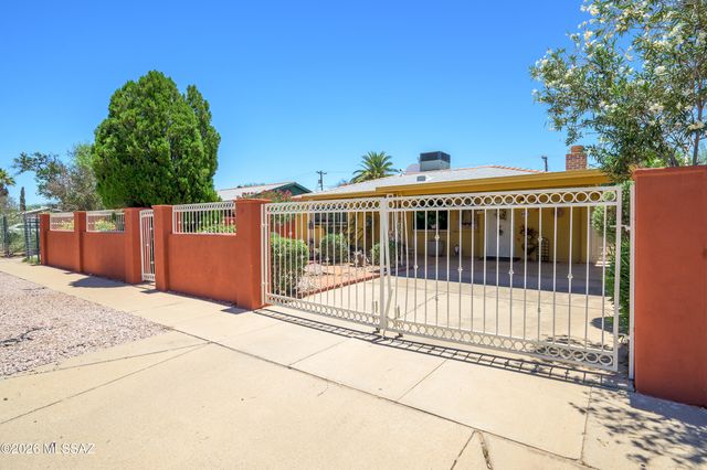 2222 E 21st Street, Tucson, AZ 85719