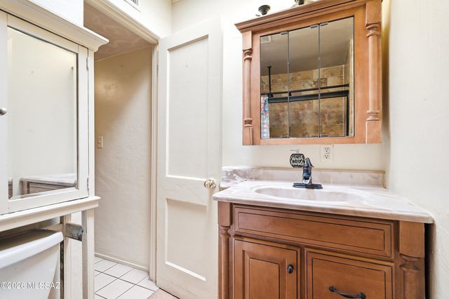 2222 E 21st Street, Tucson, AZ 85719