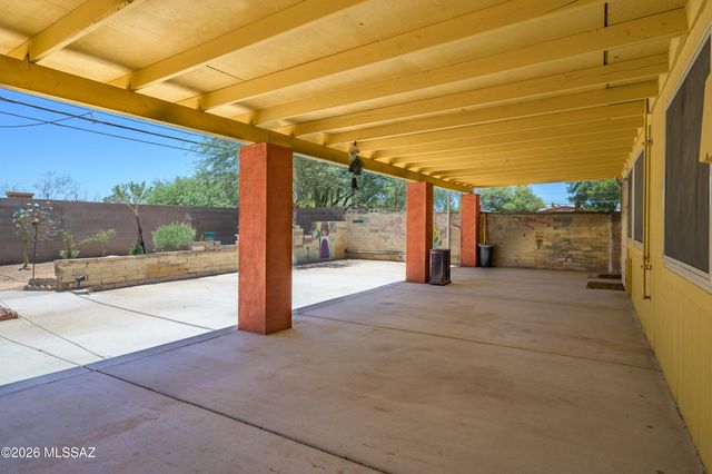 2222 E 21st Street, Tucson, AZ 85719