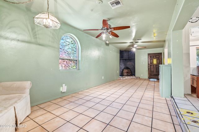 2222 E 21st Street, Tucson, AZ 85719