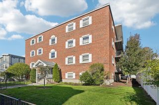 48 Coffey PH:10D, Boston, MA 02122