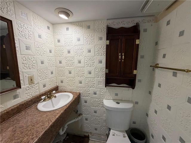 2552 Spring Street, North Whitehall Twp, PA 18037