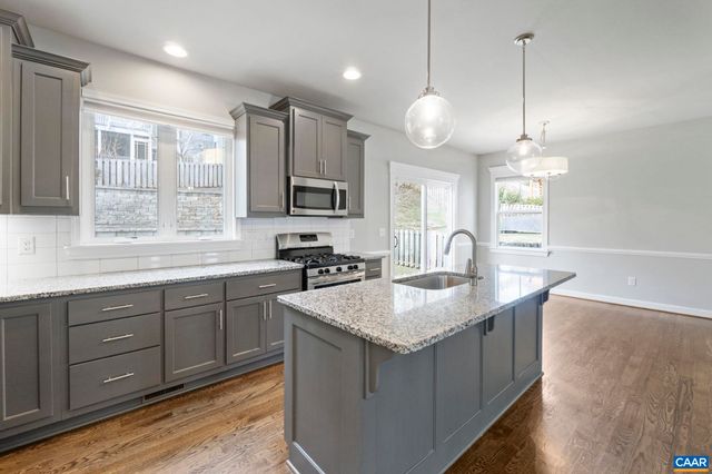 306 HUNTLEY AVE, Charlottesville, VA 22903