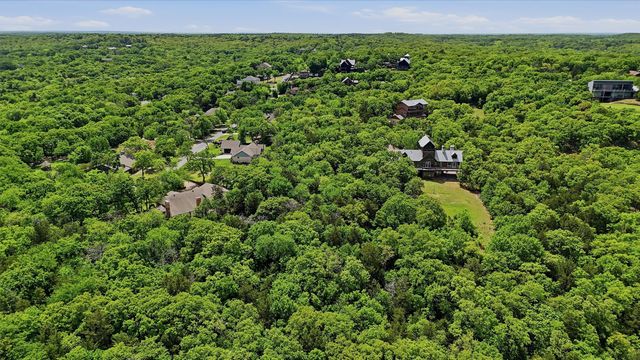 424 Oak Hills, Pottsboro, TX 75076