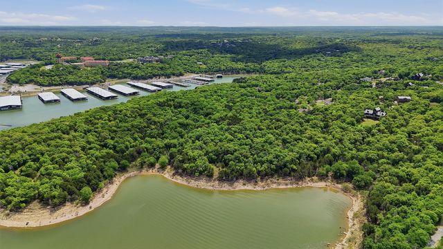 424 Oak Hills, Pottsboro, TX 75076