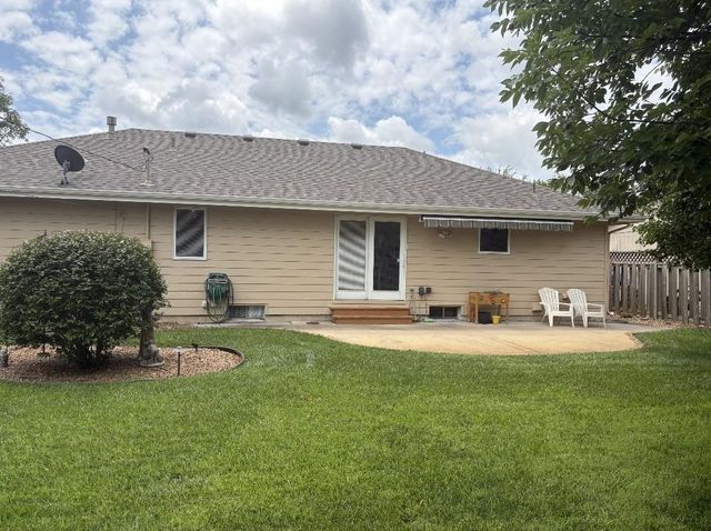 1233 E Republic Ave, Salina, KS 67401