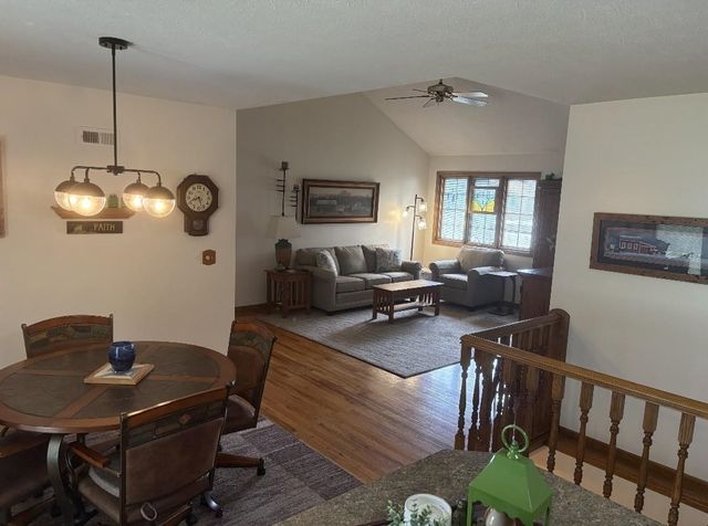 1233 E Republic Ave, Salina, KS 67401