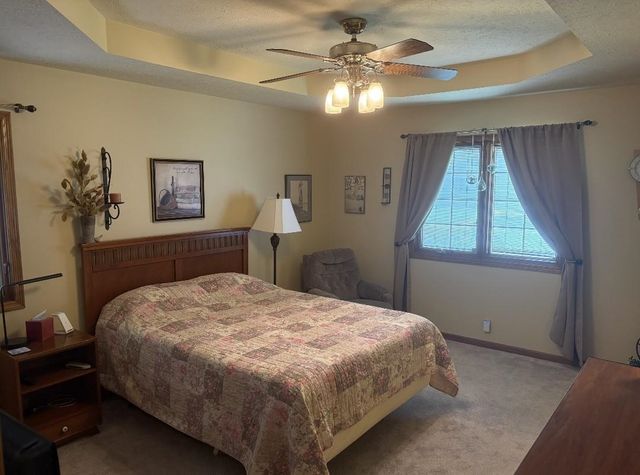 1233 E Republic Ave, Salina, KS 67401