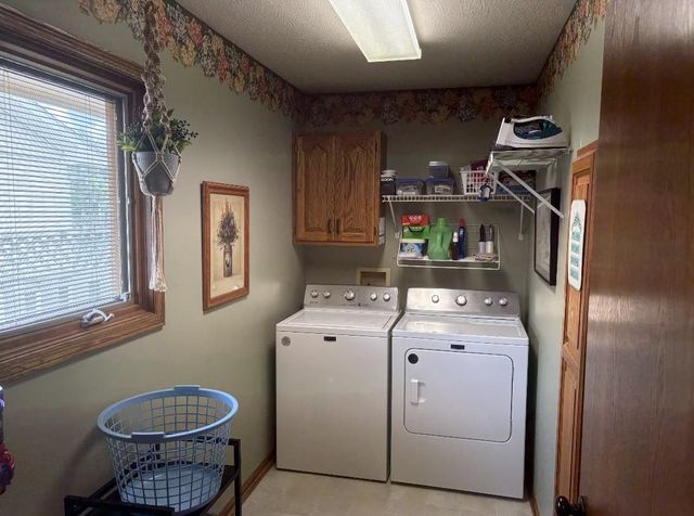 1233 E Republic Ave, Salina, KS 67401