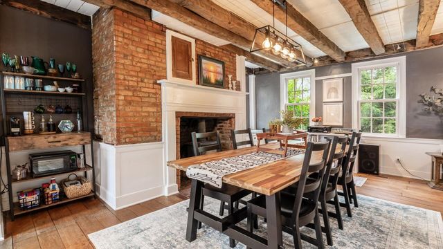 301 Clouse Lane, Granville, OH 43023