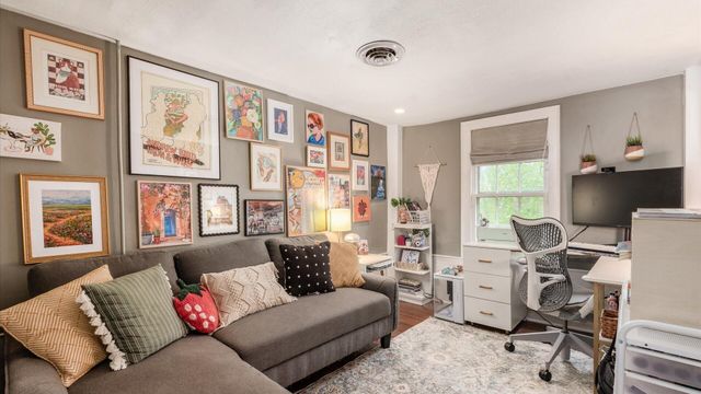 301 Clouse Lane, Granville, OH 43023