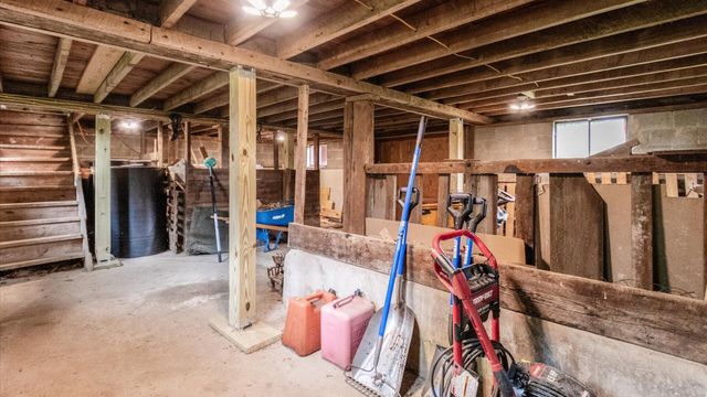 301 Clouse Lane, Granville, OH 43023