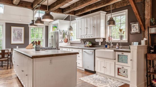 301 Clouse Lane, Granville, OH 43023