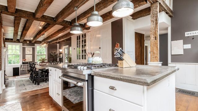301 Clouse Lane, Granville, OH 43023