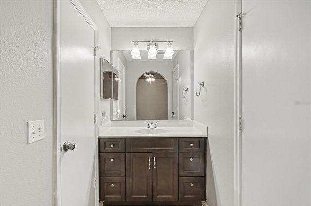 5655 NEW CAMBRIDGE ROAD, Orlando, FL 32810