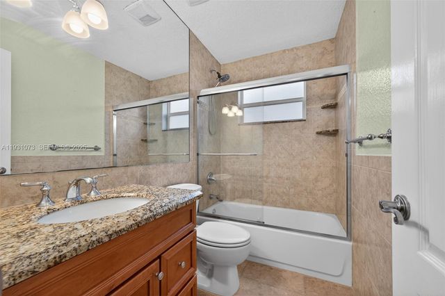 5340 NE 17th Ter 1-2, Fort Lauderdale, FL 33334