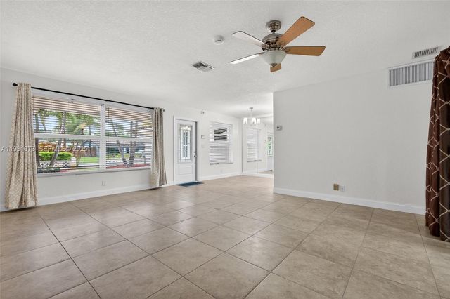 5340 NE 17th Ter 1-2, Fort Lauderdale, FL 33334