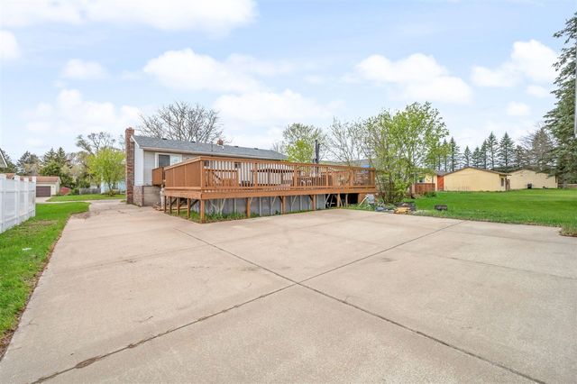 1012 Loudon Street, Big Rapids, MI 49307