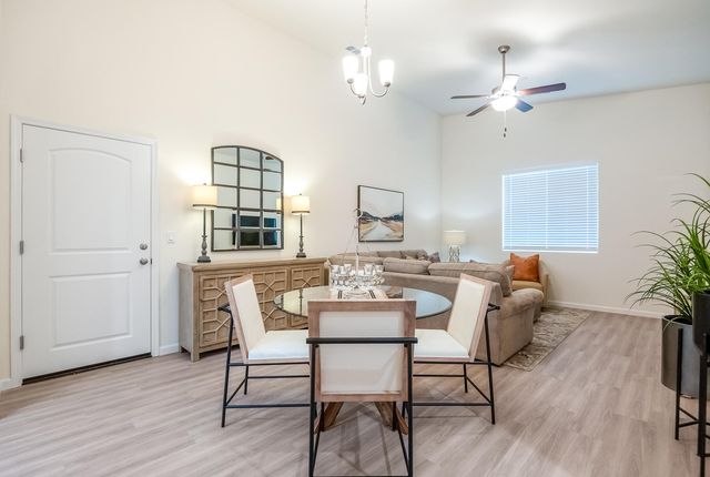 4132-4136 E Kaweah, Visalia, CA 93292