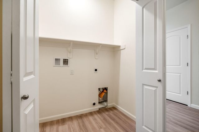 4132-4136 E Kaweah, Visalia, CA 93292