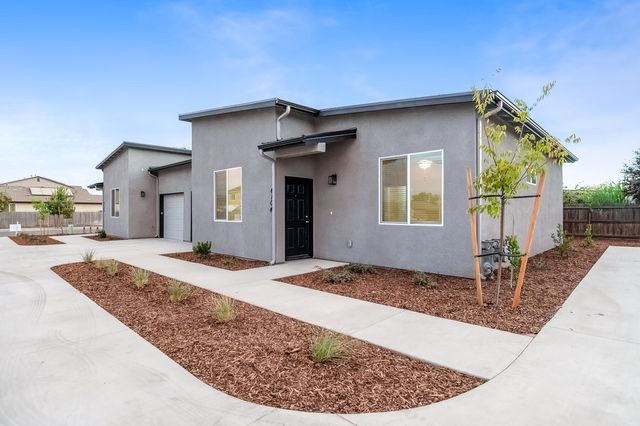 4132-4136 E Kaweah, Visalia, CA 93292