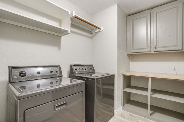 636 Clearbrook Street, Azle, TX 76020