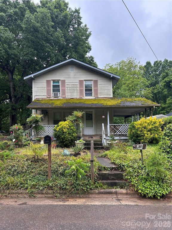 819 Newbern Avenue 1, Statesville, NC 28677