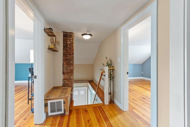 5 Mill St, Pepperell, MA 01463