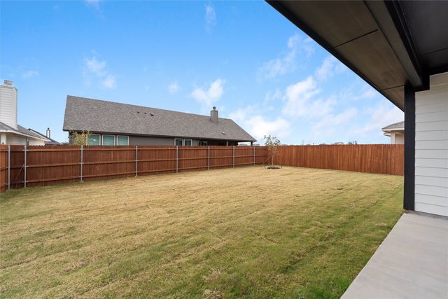 1232 Sabine River Lane, Springtown, TX 76082