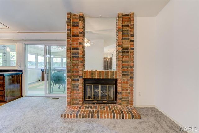 30 Gateswood Drive, St Peters, MO 63376