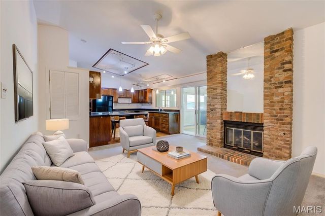 30 Gateswood Drive, St Peters, MO 63376