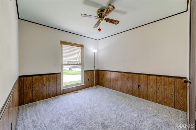 30 Gateswood Drive, St Peters, MO 63376
