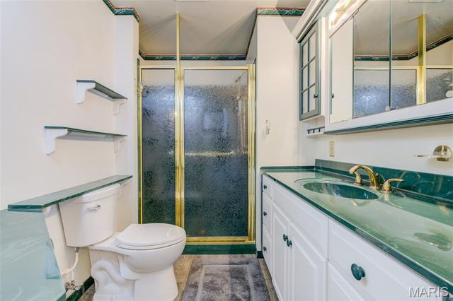30 Gateswood Drive, St Peters, MO 63376