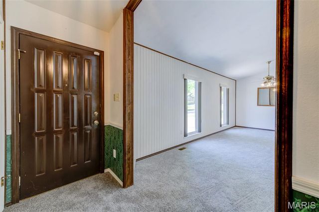 30 Gateswood Drive, St Peters, MO 63376