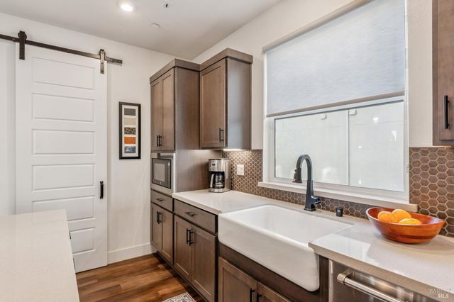 317 Verandah Ave, Novato, CA 94945