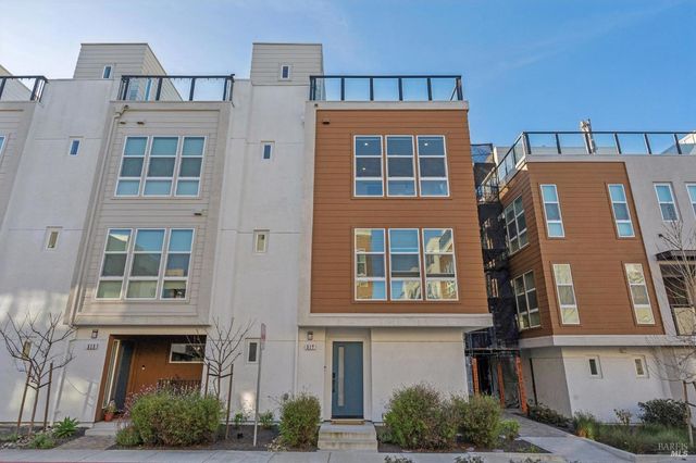 317 Verandah Ave, Novato, CA 94945