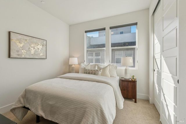 317 Verandah Ave, Novato, CA 94945