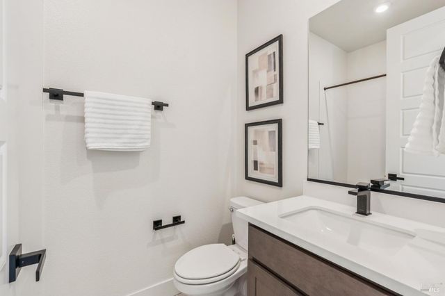 317 Verandah Ave, Novato, CA 94945