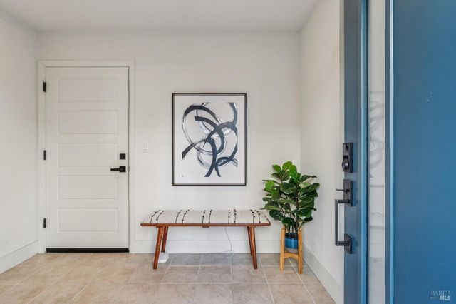 317 Verandah Ave, Novato, CA 94945