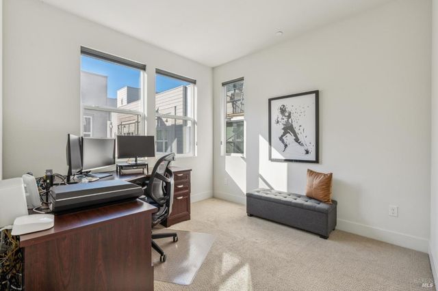 317 Verandah Ave, Novato, CA 94945