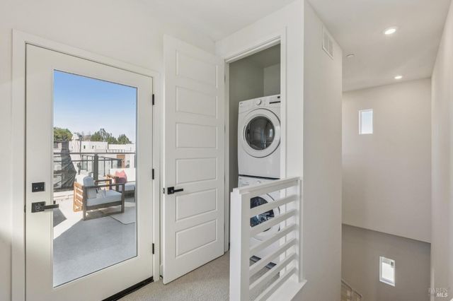 317 Verandah Ave, Novato, CA 94945