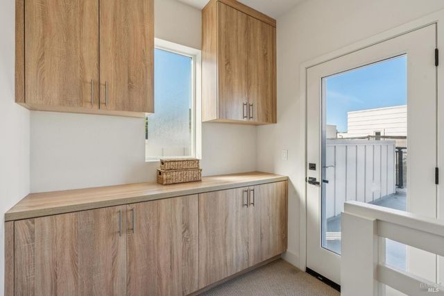 317 Verandah Ave, Novato, CA 94945