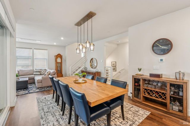 317 Verandah Ave, Novato, CA 94945