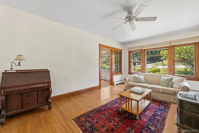 71 Stephens Road, Tappan, NY 10983