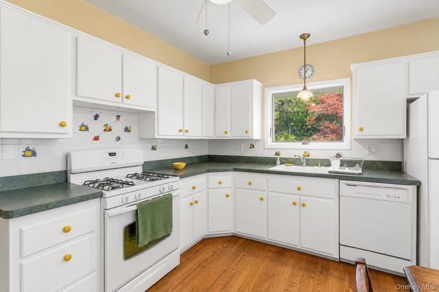 71 Stephens Road, Tappan, NY 10983