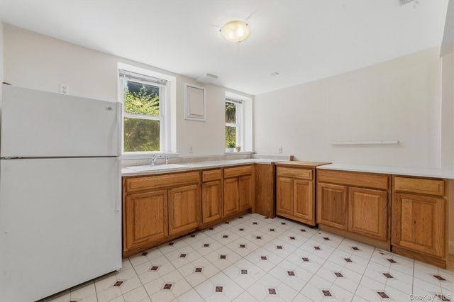 71 Stephens Road, Tappan, NY 10983