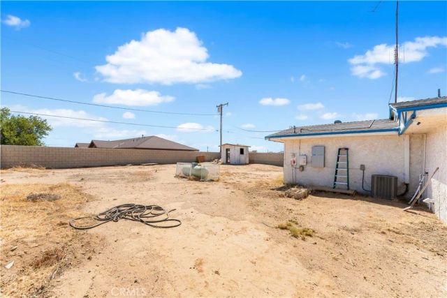 20116 Neuralia Road, California City, CA 93505