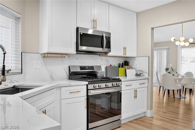 9621 Blue Bell Drive, Las Vegas, NV 89134