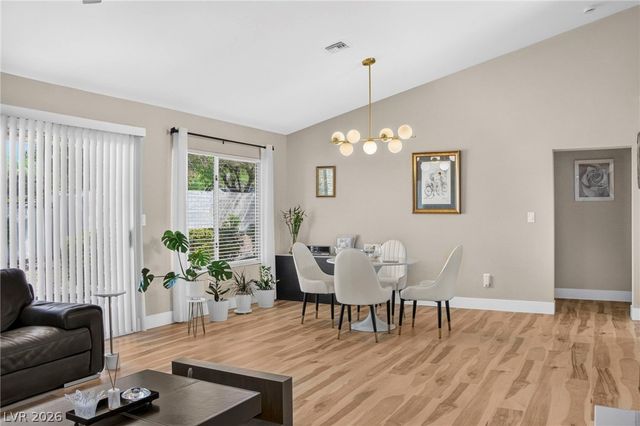 9621 Blue Bell Drive, Las Vegas, NV 89134